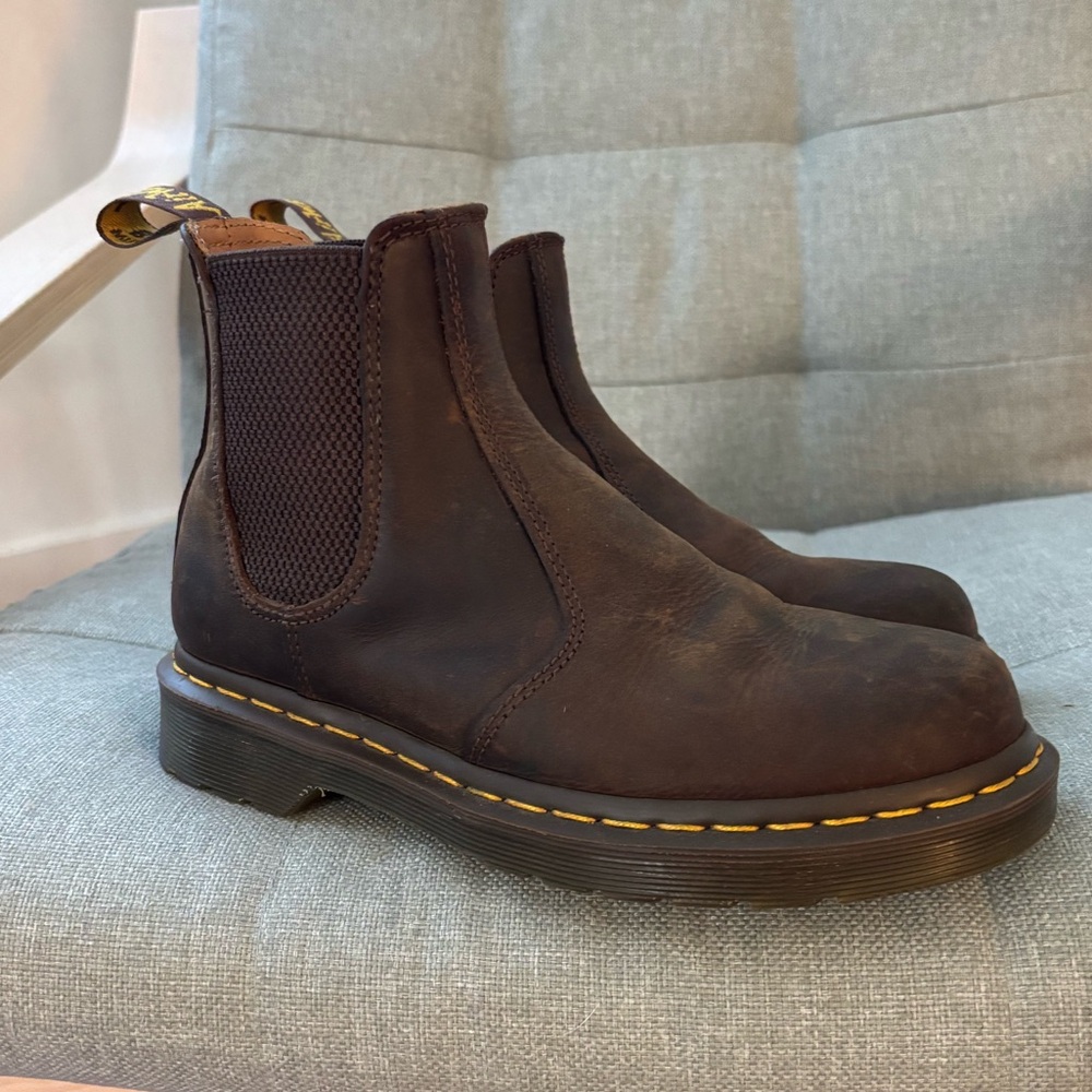 Dr. Martens Crazy Horse Brown 2976 Yellow Stitch Leather Chelsea Boot US5/UK4
